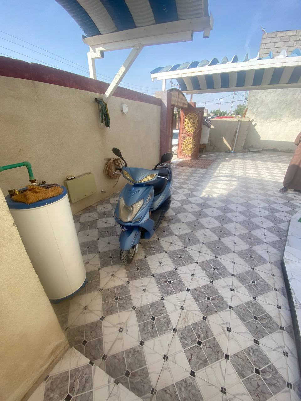 دراجه للبيع محرك ١٢٠ يباني مكاني زبير سعر ٥٥٠ وبيه مجال***********
