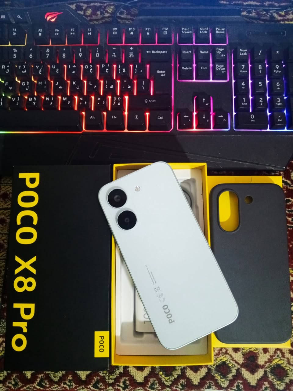 جهاز poco x8 pro مستخدم اقل 3 اسابيع ذاكرة 256 
جهاز اخو الجديد السعر 460 رقم ***********
واتساب ***********
