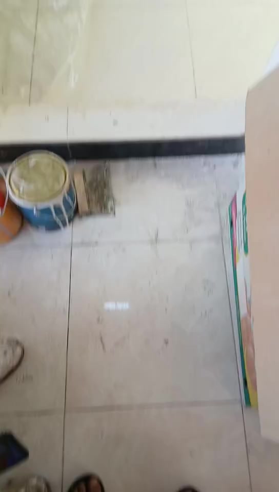 صباغ درجه اولى
اصباغ ديكور سقوف ثانويه انواع الصباغ

والديكور وتصليح الرطوبه 
بغداد ***********
