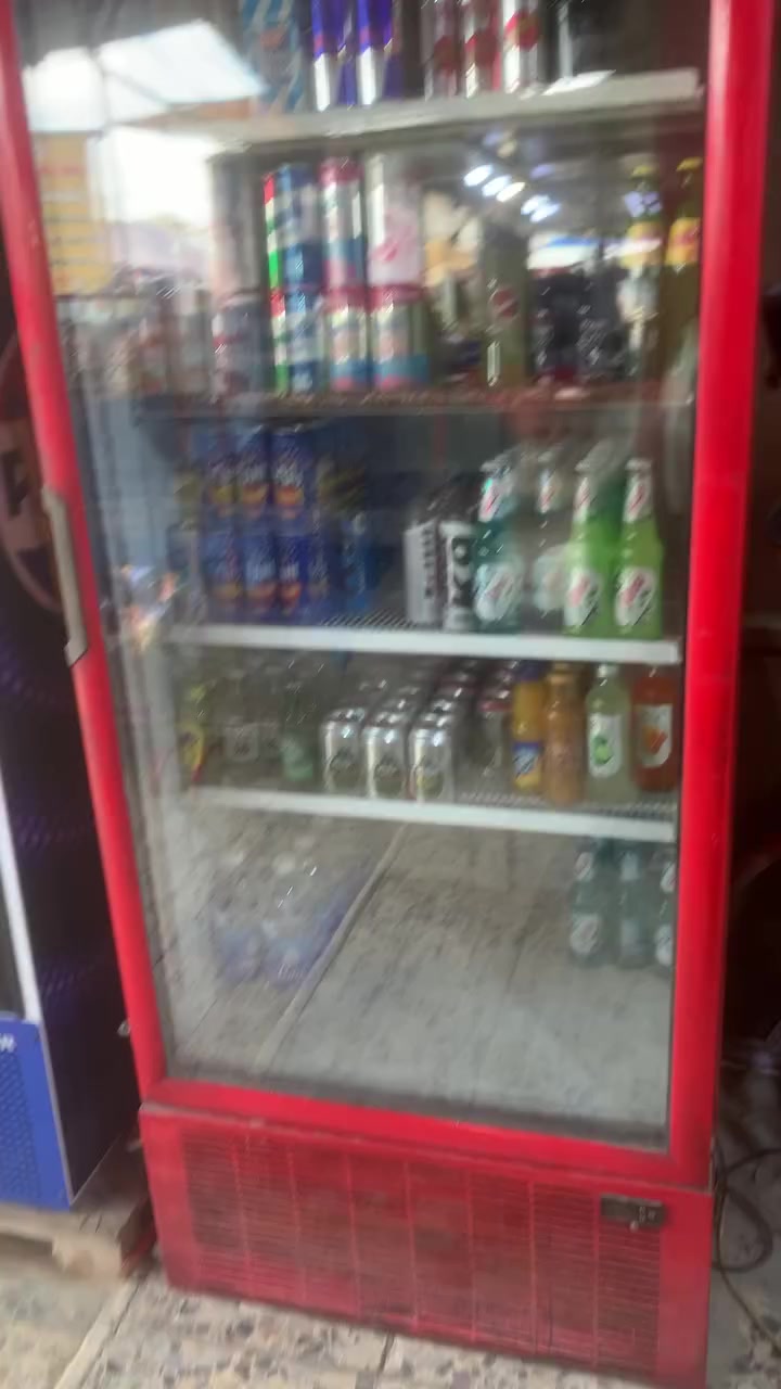 غراض اسواق رفوف والعوارض وسلات جبس وكرسي والميز عنوان بغداد الجديده رقم ***********
