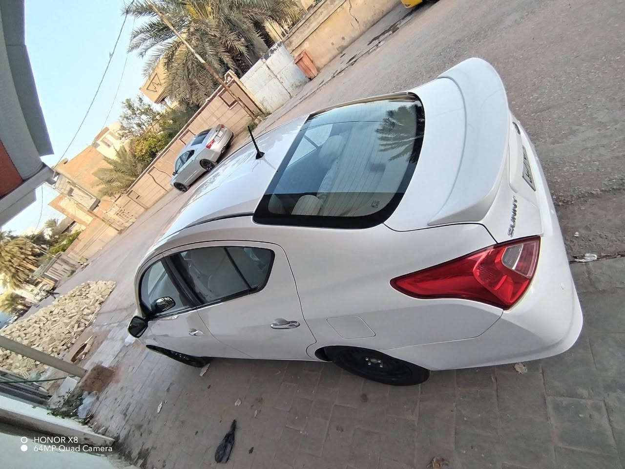 نيسان صني هندي⭕ اصلي اصلي..للبيع او المراوس..   مواصفات خليجيه موديل ⭕2021 ⭕ابو البليته الزركه
الداخل بيجي  السياره  على وضع الشركه...مكفوله كفاله عامه..  فقط ⭕بارد بل بنيد قليل جدن تجي وتشوفه وطخه بلباب مال السايق هم بصيطه وافحص وين متريد⭕ مكينه وگير جدد السياره جاهزه ما بيهه اي عطل او خلل حداديه جديده ماشيه ⭕60000 ⭕
السعر⭕121 ⭕ورقه وبيهه مجال للشراي 
ما متواجد بلفيس ⭕ وشرط الفحص السياره قطرت صبغ ما بيهه ⭕
للستفسار ***********
نيسان صني هندي⭕ اصلي اصلي..للبيع او المراوس..   مواصفات خليجيه موديل ⭕2021 ⭕ابو البليته الزركه

