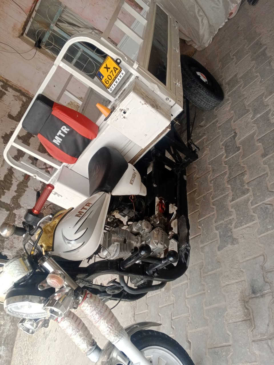 السلام عليكم ستوته للبيع سوبر انتيار موديل 2010 مكان البصره  السعر1600 رقم الهاتف***********
