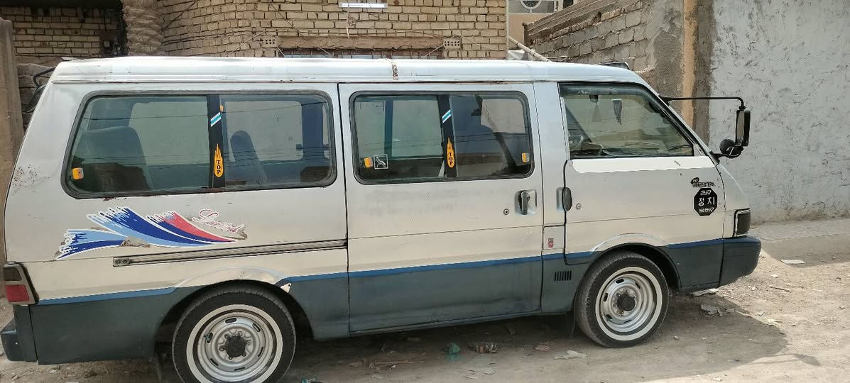 للبيع كيا بستا 94 السنوية ٢٧ بسمي تريد وكاله مداور مكفوله من مكينه كير اكسن تخم تاير شواصي شركه السياره بلادي السعر ٥٢وبيهه مجال بسيط للاتصال ***********
