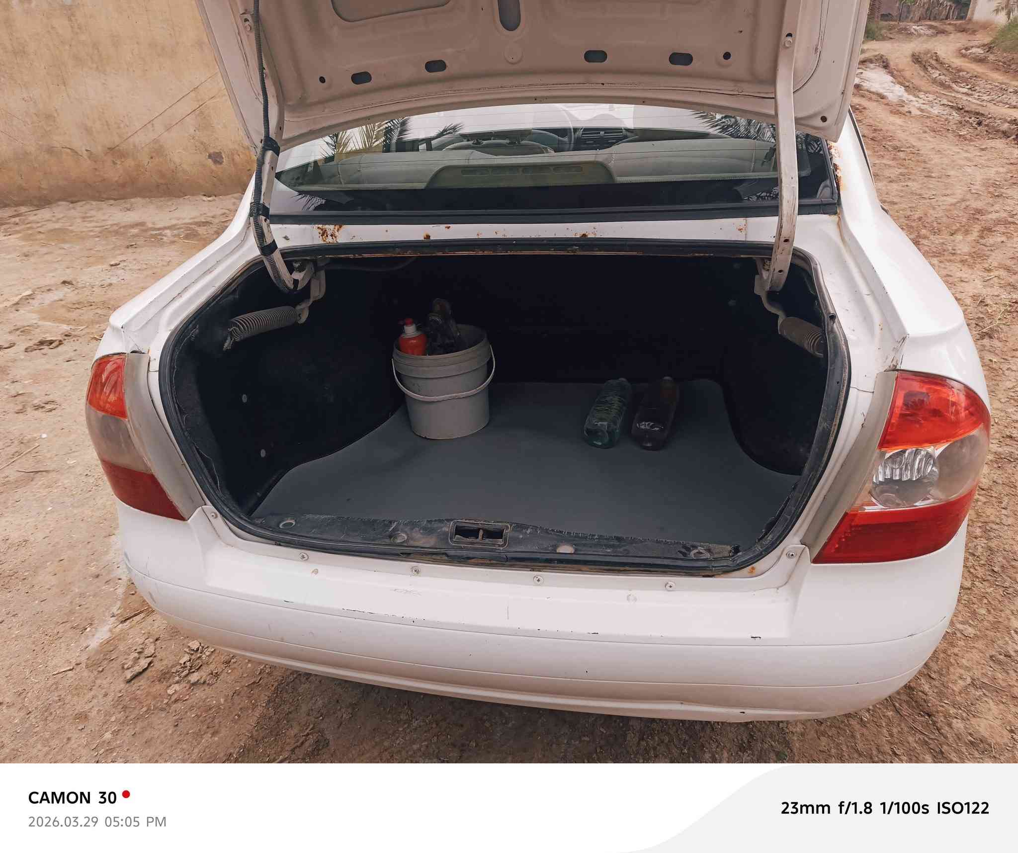 سلام عليكم  طيبه مديل 2012 سياره حلو نظيفه مال جناي  تخم تاير دوشمه جديده مكينه وكير نظيفات  سياره ما متعوبه سنوبه بسمي تحويل موباشر  سنويه الغايه 2029 عنوان بابل  الطليعه  تواصل على رقم ***********
