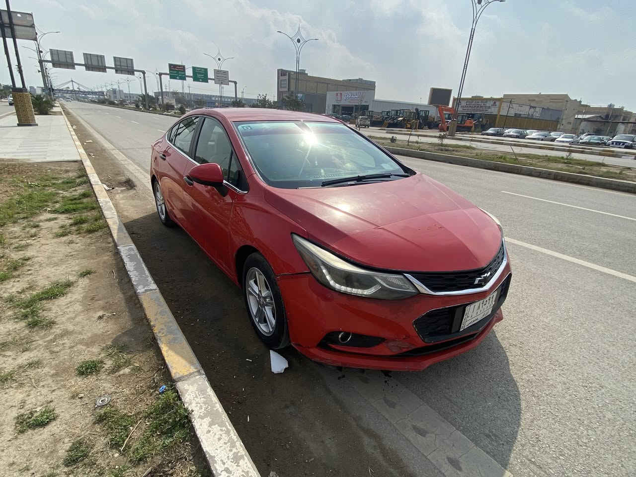 السلام عليكم كروز 2018 للبيع حادثها مثل ماموظح بالصور رقم ذي قار ماشيه 180 كم السعر 90 وبيها مجال للشراي ***********
