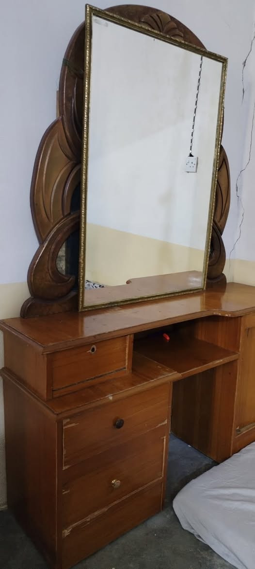 غرفة اخشاب مستعملة ٦ باب شغل عراقي
نظيفة سعر ٤٥٠ الف 🌹💐
العنوان هيت شارع القائم مقامية قرب مجمع العيساوي *********** واتساب
