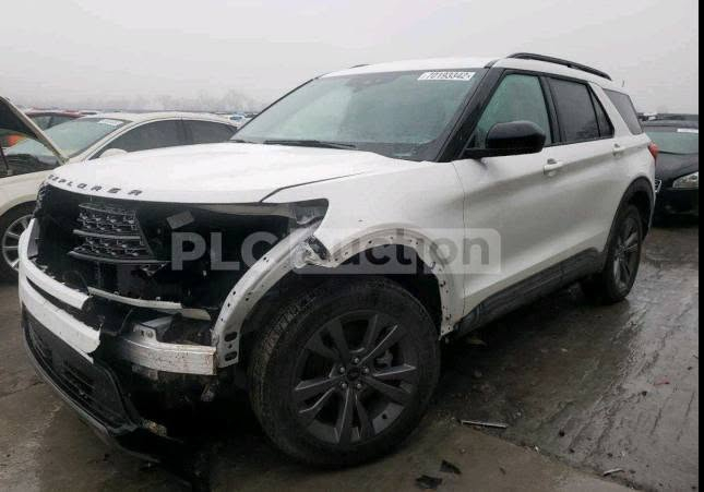 ‎السلام عليكم 
‎للبيع فقط بدون مراوس فورد اكسبلورر 2022
‎XLT plus ford Explorer
‎الحادث بسيط جدا  موضح بالصور ، الصبغ فقط جزء صغير في الصندوق موضح بالصور
‎السيارة استخدام شخصي ، تم تغليف الارضية بالكامل ، تم عمل التحديثات في الشركة ، سويچ عدد 2 ، كود الباب موجود تكدر تغيره بعد الشراء .
‎مواصفات plus تختلف عن العاديه
‎كامل مواصفات عدا البانوراما، ويل 20، دفع رباعي، قيادة ذاتية، تثبيت سرعة، رادارات من كل اتجاه مع مانع تصادم، قراءة علامات السرعة المثبته في الشارع، الكراسي الامامية والستيرن تدفئة. كاميرا دوارة.
‎ماشية لحد الان 55 الف ميل قابل للزيادة 
‎السعر 270
*********** أربيل, العراق
