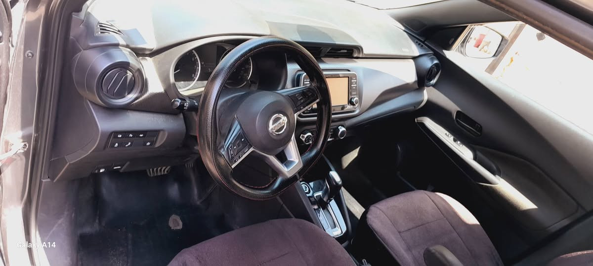 نيسان كيكس 
رةنكى نفتى 
مؤديل ٢٠٢٠
مواصفات s
تحديد سرعة 
رادار 
كاميرة
حساس
٧٢٠٠٠ مايل رؤشتوة
تەنها يةك جاملغى لأى سائق بؤياغة بئ زورو
بسترك ساندى لة سنوق
كير مكينة بةشةرةت
*********** أربيل, العراق
