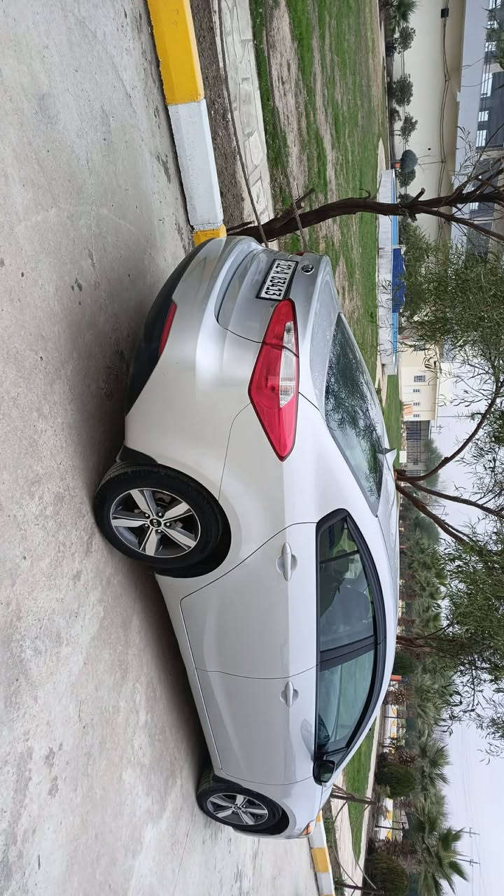 السلام عليكم 
كيا فورتي موديل 16 كير عادي
بدون صبغ كلين
باقي التفاصيل ع رقم 
‏‪***********‬‏
