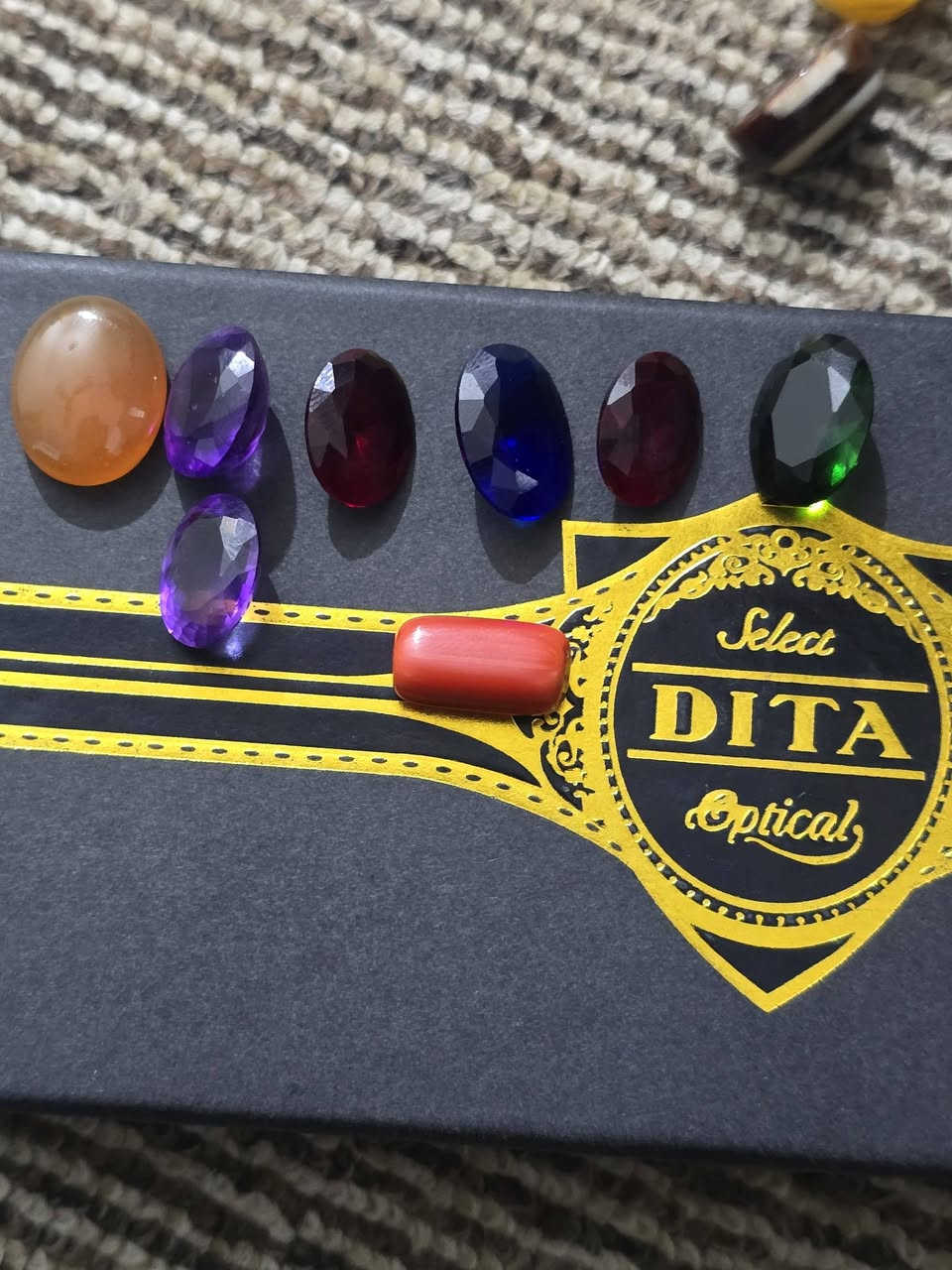 مجموعه من الاحجار الطبيعيه للبيع كل قطعه وسعرها ادخل خاص ودلل


**إذا كنت صاحب هذا الإعلان وتريد حذفه لأي سبب، رجاءا أرسل رسالة إلى الدعم الفني**