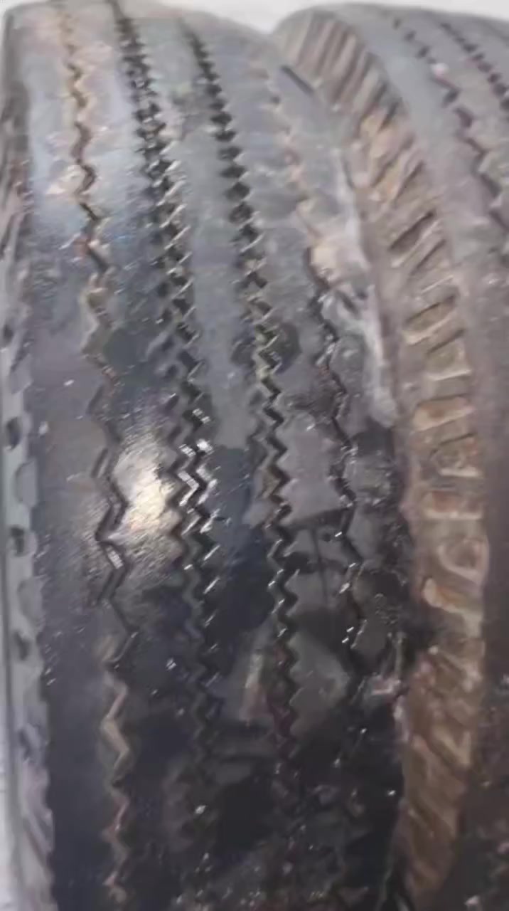 السلام عليكم
تواير ابو طلقه كلش نضيفات العدد 3  شديت جبلي واريد ابيعهن، ليريد يتفضل خاص او يتصل
***********
