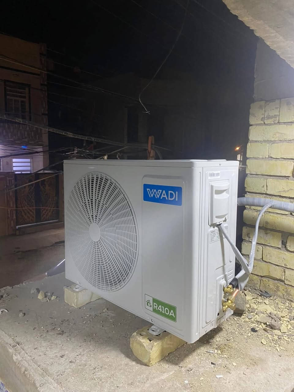 انتعاش للتبريد   Refreshment for A/C
نصب سبالت _ صيانة موقعية _ شحن غاز _ غسل _ تصليح 
للاتصال
صادق *********** واتساب
قطع غيار اصلية _ ضمان بالعمل _ اسعار مميزة وتنافسية 
خلي بيتك بارد ومنعش ❄️ 🌬️
