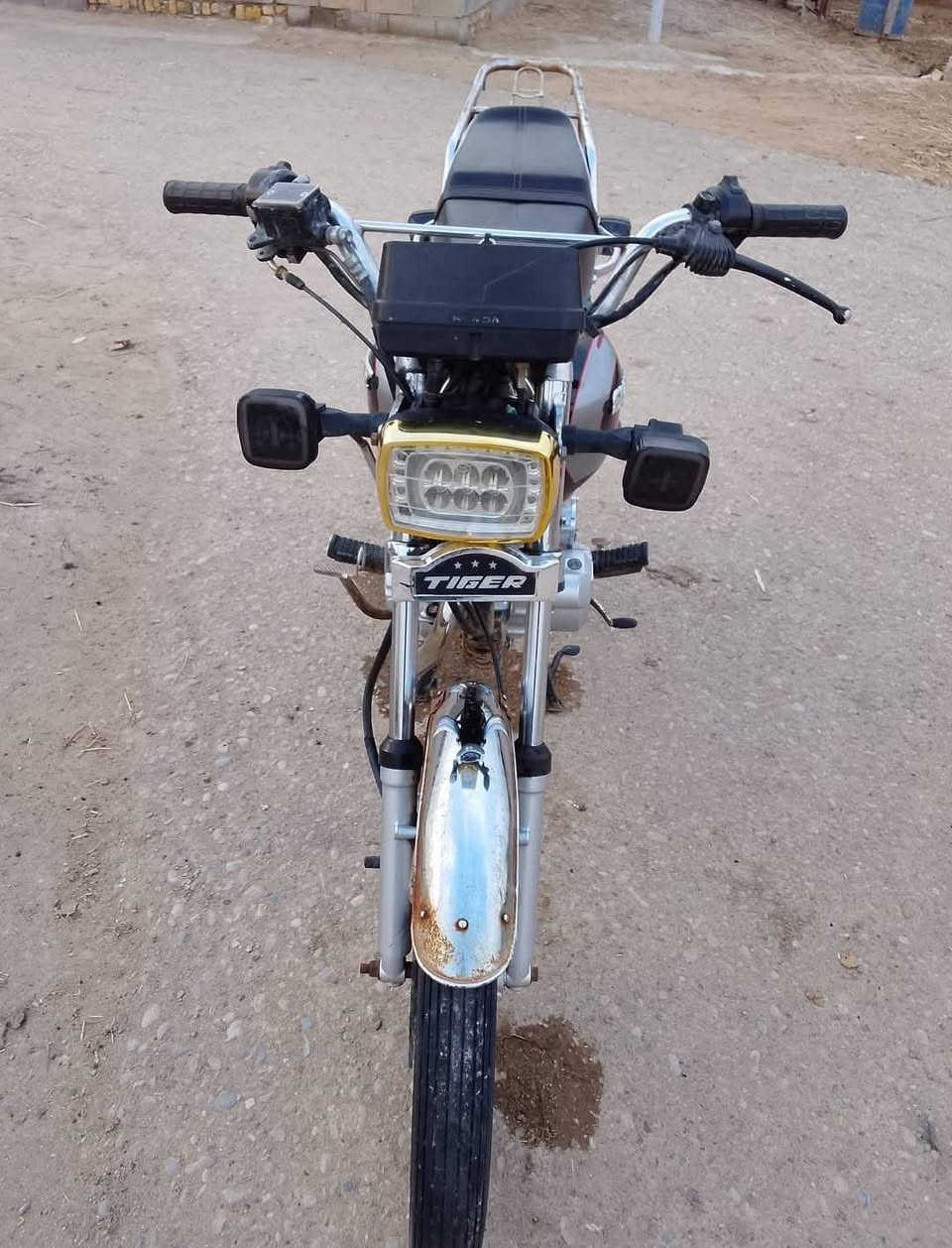 سلام عليكم دراجه سافان البيع
دراجه نضيفه وكلشي ما بيه الرقم ‏‪***********‬‏
