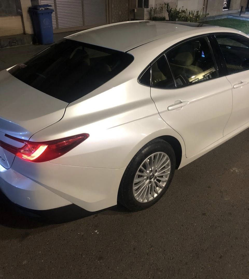 السلام عليكم
كامري 2025  فول وكالة عبداللطيف. 
خليجي مكفوله من الصبغ والبارد 
رقم بغداد بسمي مكانها بغداد 
تحويل مباشر 
اتصال /***********  
اي استفسار اتصال ع الرقم .
