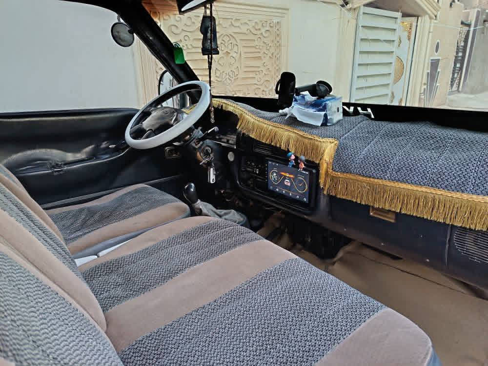 سلام عليكم هونداي للبيع سعر 60وبيهه مجال تفاصيل الكيه مكينه وكير 2700 كاز تخم تاير حداديه كهربائيات خير من الله هيئه ومرور مصفره مامطلوبه موديل 2000    ***********
