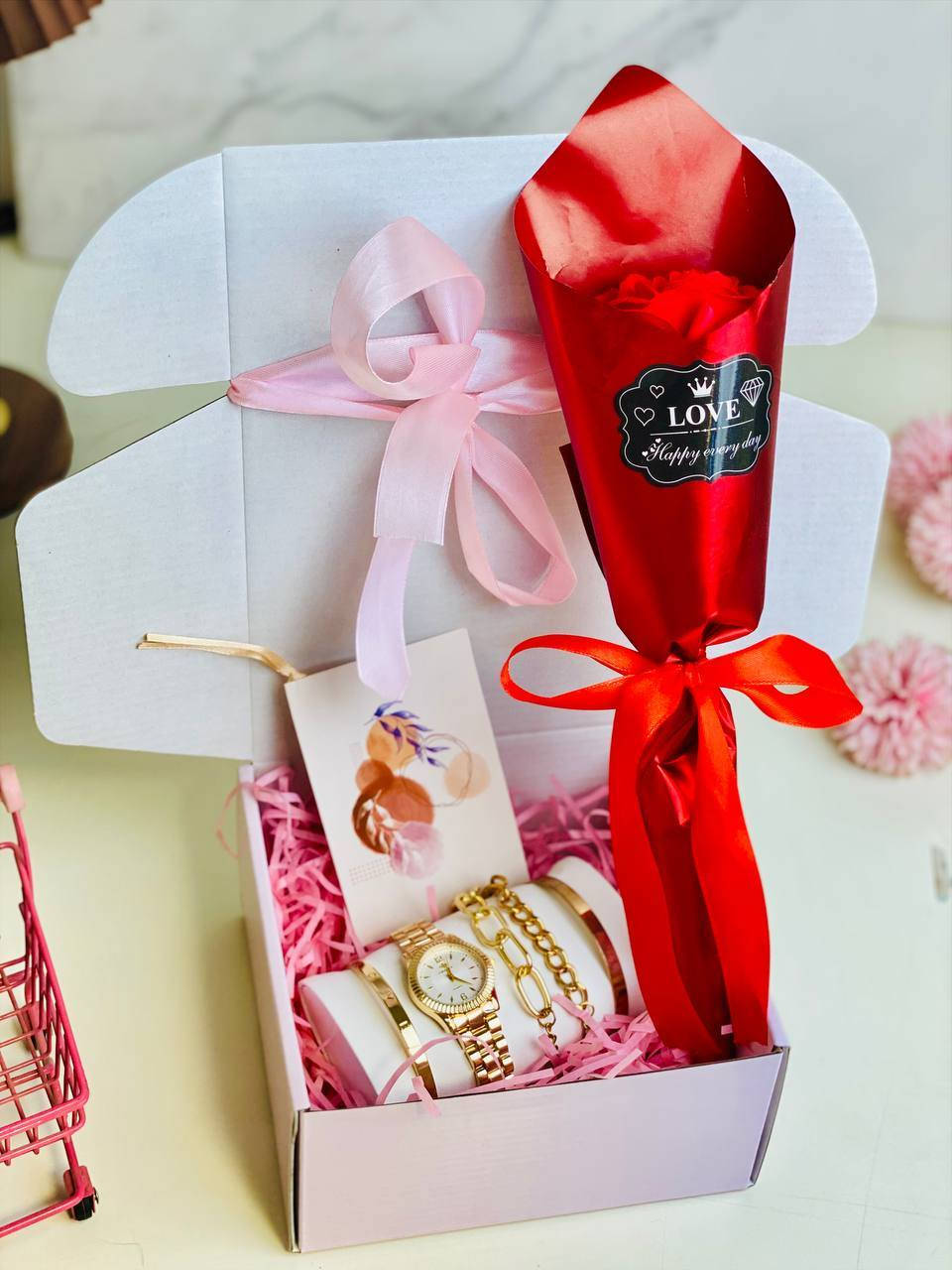 🎀🔔 هدايا راس السنة الميلادية 🎁🎁

🎁 بوكس رأس السنة وجماله 🎁🎁
الغراء والغرام 💋❤️‍🔥😍

بوكس 🎁 سيت ساعة نسائي
اللون ذهبي يحتوي على. 
ساعة * و سوارات عدد 4  *  طلاء ثابت 💯🔥
بوكس نسائي نازك ♥️
مع علبه خاصه ومميزة

🎁بوكي وردة مميزة ولطيفة و بوكس ورود وزينة تهدوهة للغالية

😘 كارت العبارة حسب طلب ك/ج 😱💋

سعر البوكس ٢٥ الف


**إذا كنت صاحب هذا الإعلان وتريد حذفه لأي سبب، رجاءا أرسل رسالة إلى الدعم الفني**