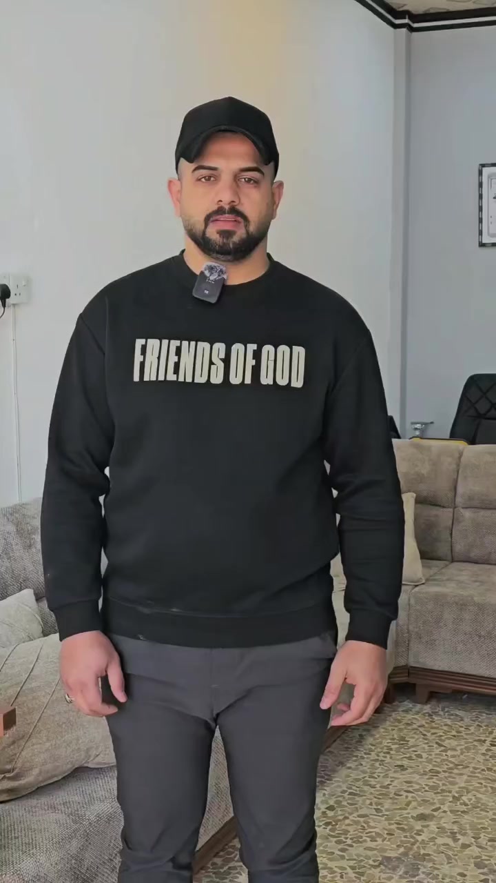 الاخ رامي صاحب معرض المهيب للدواوين، راح يحجيلنا على هاي المهنة، وشكد صارلو بيها، وشنو نوعية الخشب والقماش والاسفنج الي يستخدموها بشغلهم،والموديلات الي عدهم، بالاضافة لاسعارهم، كل التفاصيل داخل الفيديو.
تحب تفصل ديوان بسعر مناسب؟
يم رامي طلبك من حيث السعر والجودة.
العنوان موصل حي الوحده  قرب مستشفى السلام  سايدين الرئيسي مجاور دائره الاسمنت والكهرباء  معرض المهيب الاثاث 
الاتصال او وتساب 
***********         
***********
باداره :رامي الزعيم 
معرض المهيب الاثاث والدواوين
#بغداد #فلوكات #موصل
