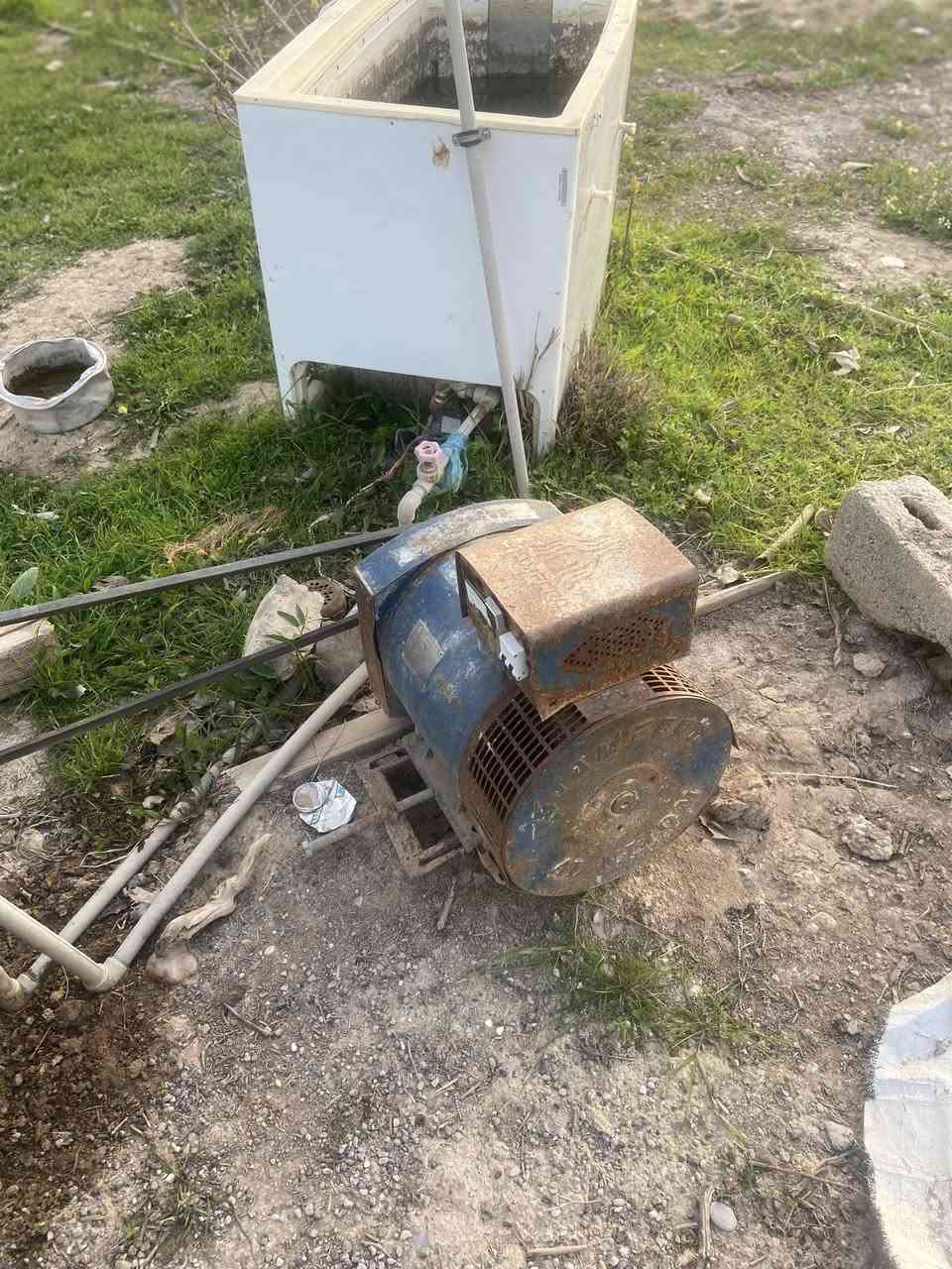 السلام عليكم
لستر توب لاند 
8حصان 
ما مفتوح 
دينمو 7
ما مفتوح جديد بعده 

للاستفسار ***********
