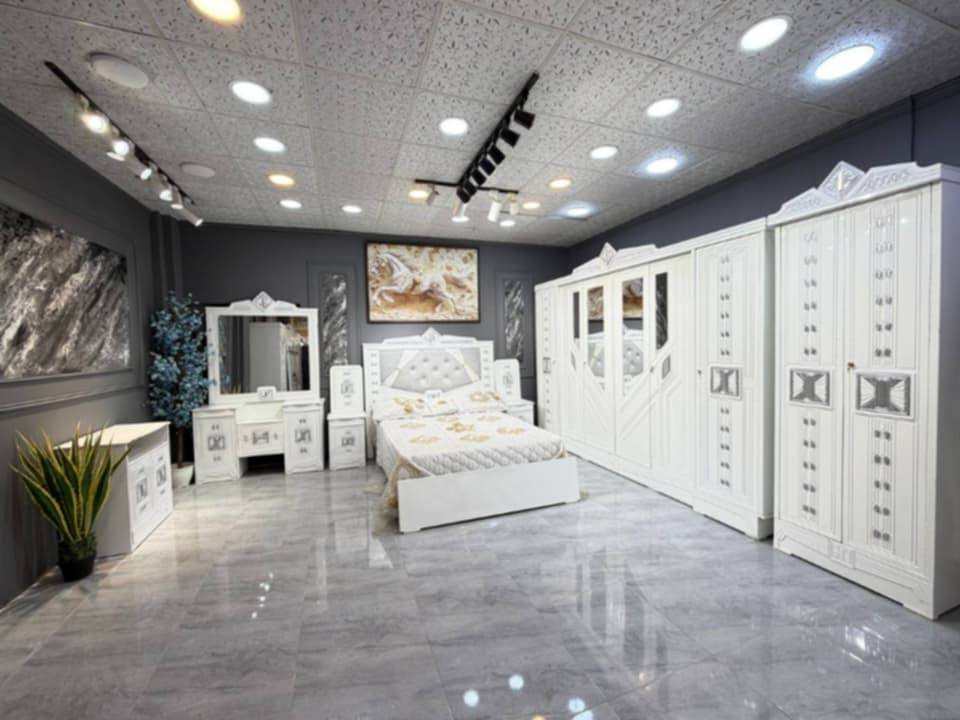 عندي هاي موديلات كلش حلوه وراقيه وسعر مناسب ميلون و٥٠٠ وبي مجال مكان حله


**إذا كنت صاحب هذا الإعلان وتريد حذفه لأي سبب، رجاءا أرسل رسالة إلى الدعم الفني**