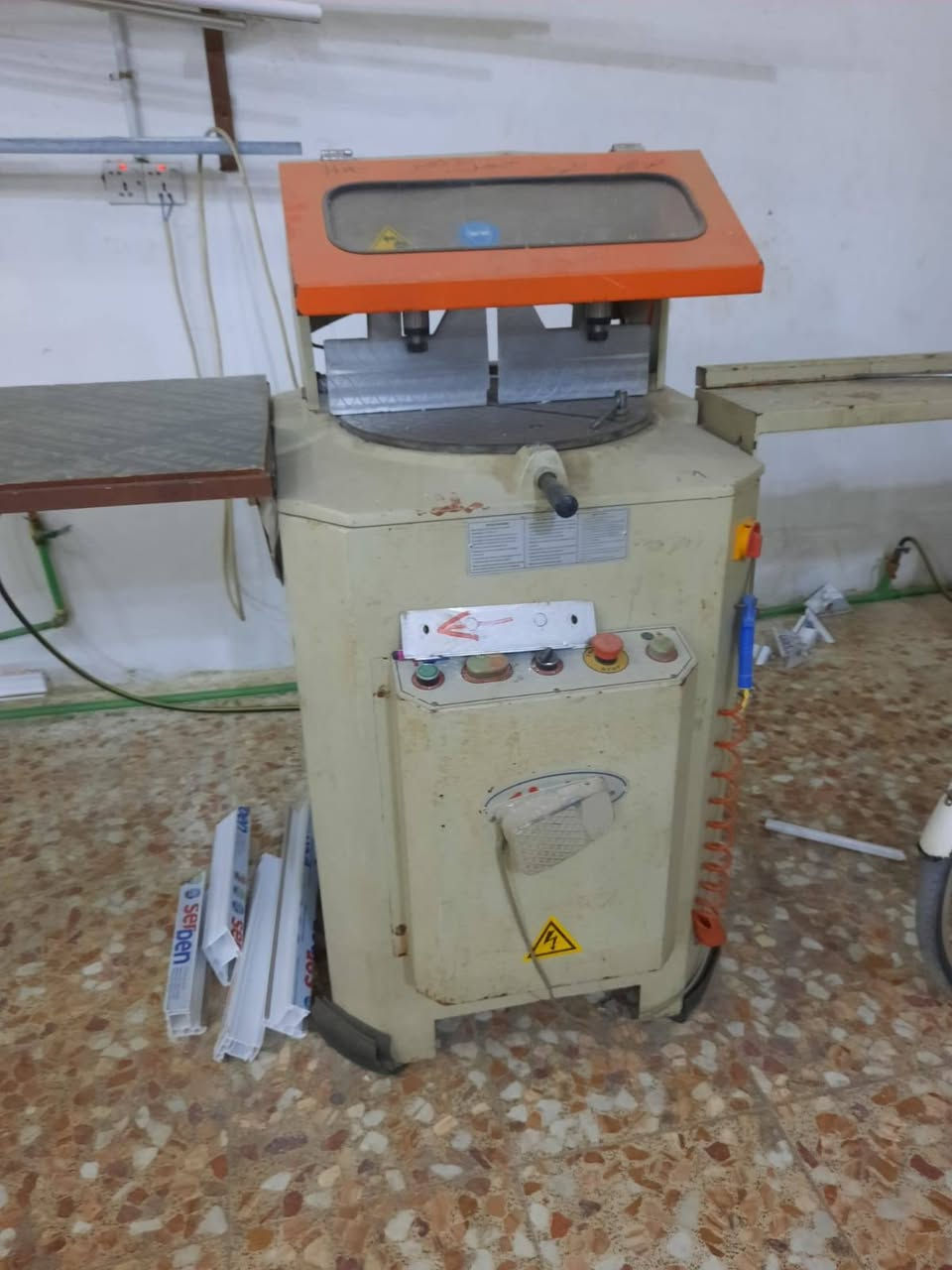 معمل PVC تركي سنكل فيز للبيع السعر بل يرضي الله والمعقول مكاني نجف
***********
