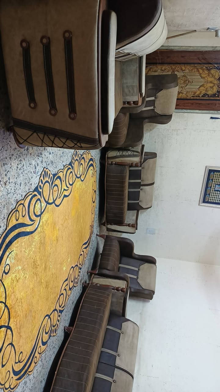 تخم تركي 10 مقاعد نضيف جدا نضيف تكمه سعر 300 وبي مجال مكان البياع يوجد توصل بكروه رقم يوجد وتساب  ***********
