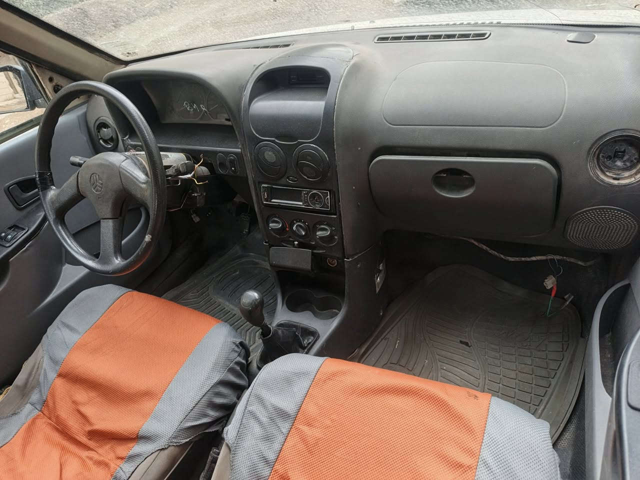 السعر 13وبيها مجال
السلام عليكم سايبا ديلوكس مديل 2009 مكينه بيه بخار كير وبور جدد تايرات نضيفه والسياره شوف العين كهربائيات كله شغاله بشرط ابيع بدون تحويل راعيه ما وأصله  اتكفل سرقه 
عنوان كربلاء 
***********
