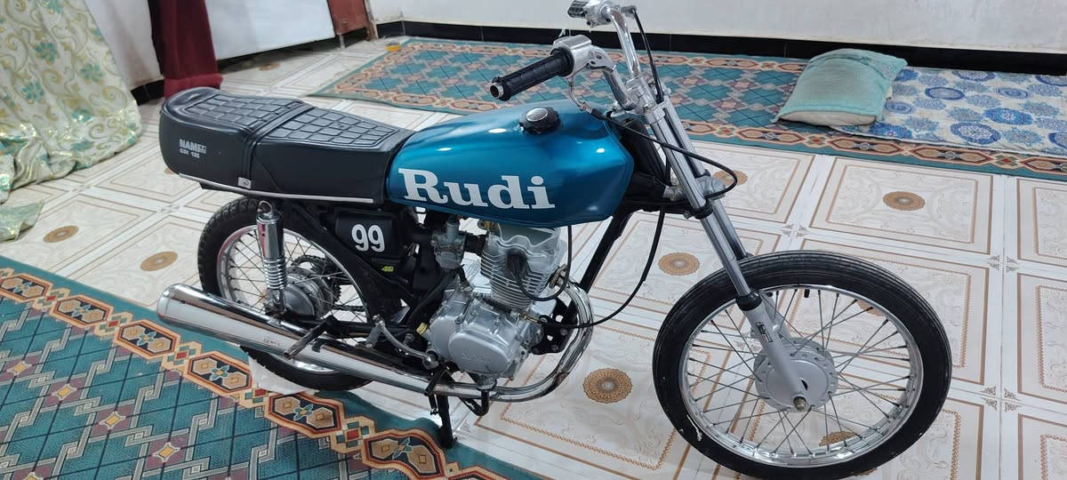 السلام عليكم دراجه نامه لبيع
كلك كلك))دراجه نضيفه وحلوه كلش مكان ناصريه
سعر475


**إذا كنت صاحب هذا الإعلان وتريد حذفه لأي سبب، رجاءا أرسل رسالة إلى الدعم الفني**