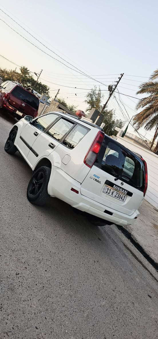 نيسان اكس تريل____***********____^
رقم نكليزي بغداد مشروع وطني موديل 2003
سنويه بسمي هزه جديده سنويه جديده 
مكينه 4سلندر كير اوتماتيك  حجم ،2.400 سياره خليجي بدون ضربه ماكينه وكير خير من الله ماكينه ما مفتوحه
صبغ قطعتين فقط السياره خليجي بدون حادث تبريد قطعتين ثلج ان شاء الله
كير ومكينه مكفولات سعر 57  سياره يعتمد عليها واقتصاديه بالبنزين

مكاني بغداد مدينه الصدر يحفظكم الله بدون مراوس بيع فقط  ارجو المعذره عن المراوس بغداد, العراق

