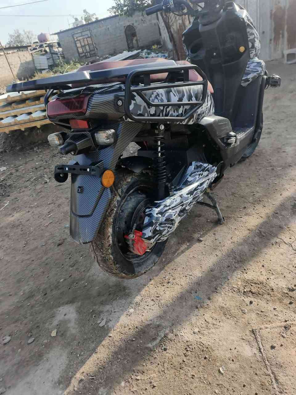 سلام عليكم دراجه للبيع شحن 6بطاريت ليثيوم موديل 25جديده جاهزه م̷ـــِْن كلشي
رقم صاحب الدراجه ***********
