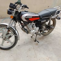 للبيع 5 كير نضيف عقل رياضي صالنصه رياضي أو كاتم بي التعجبك الباقي مثل ...