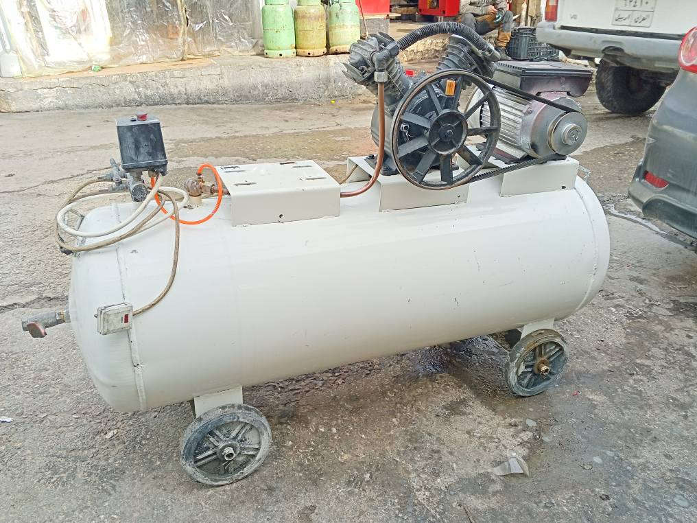 کۆمپلێسەر ۲٥۰ لیتر ئەسڵی پاک سلێمانی *********** 
270 هەزار السليمانية, العراق
