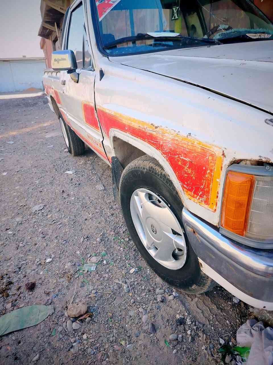 سلام عليكم سياره بيكم 1988 محرك بيه بدايه تنقيص كير وشاصي شرط بيها صبق حزام رقم بغداد نگليزي بسمي سعر 50 وبيها مجال شراي يتواصل وياي علا هاذا رقم ***********
