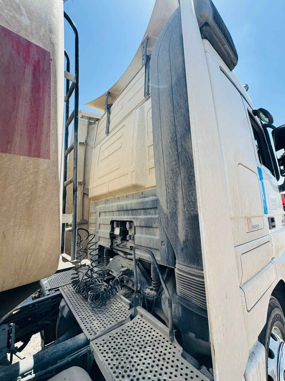 موديل2011📦
حجم1844✅ماشيkm900
موسفات ريتايدر كامير حساس عاكيه مكفول كفاله عامه 
تانكى عازم حداد 2018✅
تخم تايه تخم ويل كرؤم 🛞
***********📞
وتساب ✅📞📞
