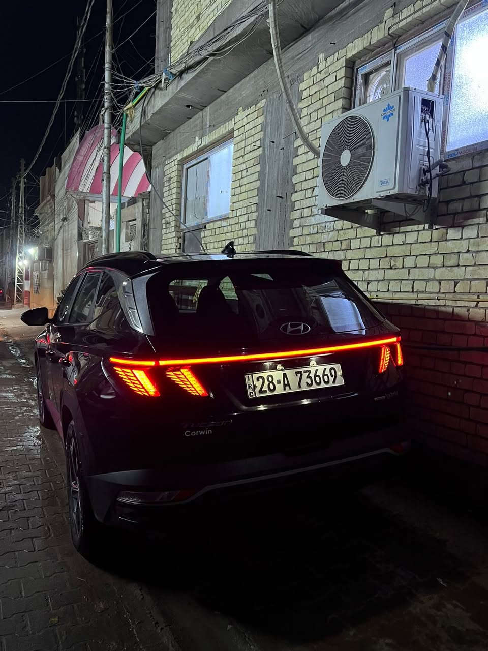 السلام عليكم 
توسان موديل (2022)

السياره حلوه وجاهزه 
المواصفات 
بانوراما 
تشغيل عن بعد 
رادارات 
ماشيه 55
السياره فول 

 هواي مواصفات بعد بيهة 
هايبرد 
وراد امريكي 
حادث مو قوي 
العنوان النجف 
رقم التواصل (***********)
السعر 180
