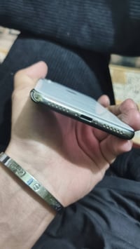 آيفون X • ٢٥٦ • بطارية ٧٩٪