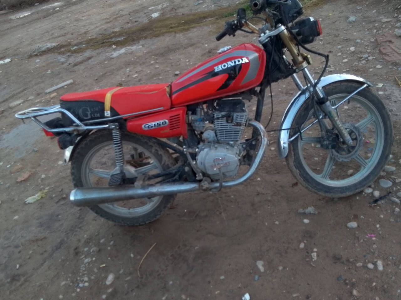 ماطور للبيع سيفان موديل 2020 كهربايات شقاله سلف السعر 300 وبي مجال ارقم الواتساب ***********
