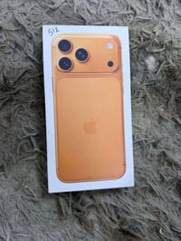 ايفون 17  برو ماكس برتقالي جديد تك سيمكارت  بلكارتون بعده ممفتوح ذاكره...