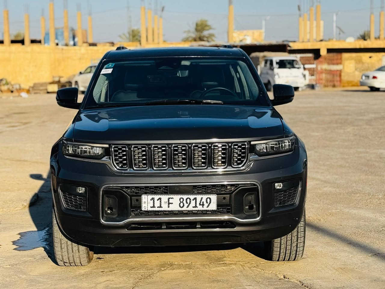 جيب هايبرد اوفرلاند وارد امريكي موديل 2024 
ماشيه 29 الف ميل
 
* دفع رباعي 4x4.
* قيادة ذاتية عند المنعطفات.
* رادار امامي مع مانع تصادم.
* تحذير الخروج عن المسار.
* مستشعر نوم السائق مع نظام التوقف الآلي.
* تحذير النقطة عمياء .
* نظام تحذير عند التقاطعات.
* نظام تحذير عند تجاوز السرعة المحددة.
* إنارة محيطية خمسة الوان
* تعديل وضعيات مقود السائق كهربائيا.
'مرايا تعتيم داتي
* المرايا الجانبية قابلة للطي كهربائيا
*  نظام الصوت 9 سماعات Alpine.
* ويل قياس 20 انج.
* سقف بانوراما.
* شاشه كبيرة 10.1 انج.
* نظام الخرائط (GPS).
* عرض خرائط الطريق على لوحة القيادة.
* لوحة القيادة بقياس 10 أنج.
* المصابيح الأمامية LED.
* كشافات الضباب LED.* دخول ذكي.
* بصمة على 5 ابواب للدخول الذكي.* تشغيل عن بعد.* الصندوق الخلفي كهربائي.* فتح الصندوق الخلفي مع حركة القدم.
* ذاكرة لحفظ وضعيات الجلوس للسائق 
* المقاعد الأمامية كهربائية.
* المقاعد الأمامية تبريد وتدفئة.
* المقاعد الخلفية تدفئة.* السياره 5 راكب 
* انارة داخلية LED متعددة الالوان 
تبديل بنيد  
رقم بغداد مشروع وطني 
السعر 350 
للاستفسار ***********
