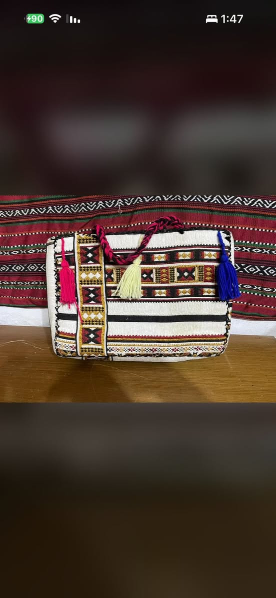 للاستفسار خاص يوجد خدمه توصيل كافة المحافظات 5 الاف


**إذا كنت صاحب هذا الإعلان وتريد حذفه لأي سبب، رجاءا أرسل رسالة إلى الدعم الفني**