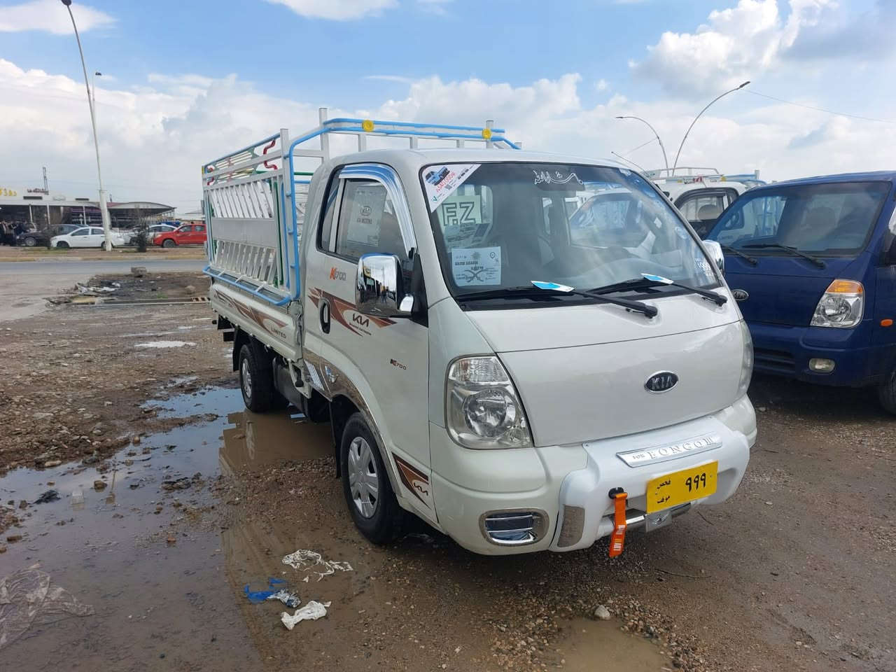 عنوان شيخان معرض هاولاتي
كيا حجم 2700 موديل2012 محجال كامل منافيس اصلي شرت وكاله سعر 78 ///***********
