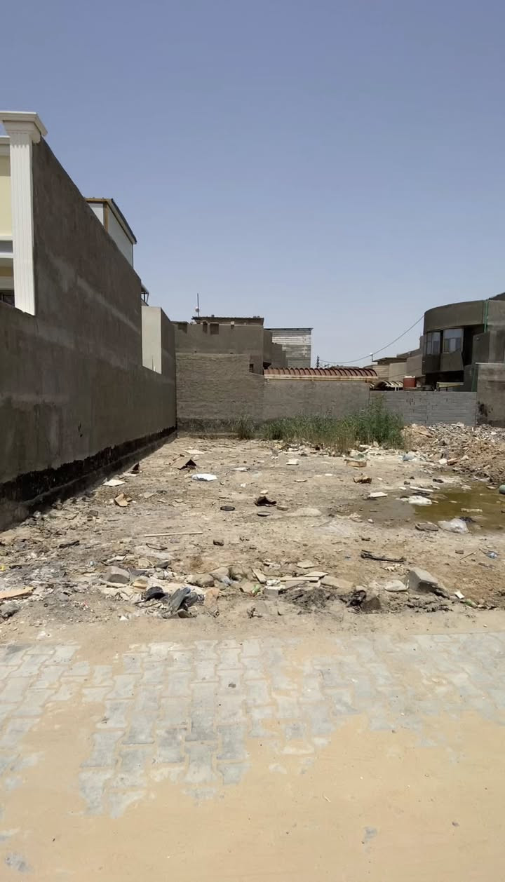 قطعه ارض في منطقه السنيديه للبيع
طابو زراعي سند 25 تحويل باسم المشتري
 
القطعه الاولى مساحه 210متر 

القطعه الثانيه مساحه 208متر 

عرض الشارع 8متر مقرنص 
سعر القطعه الواحده 
100مليون 
الاستفسار الاتصال 
***********
