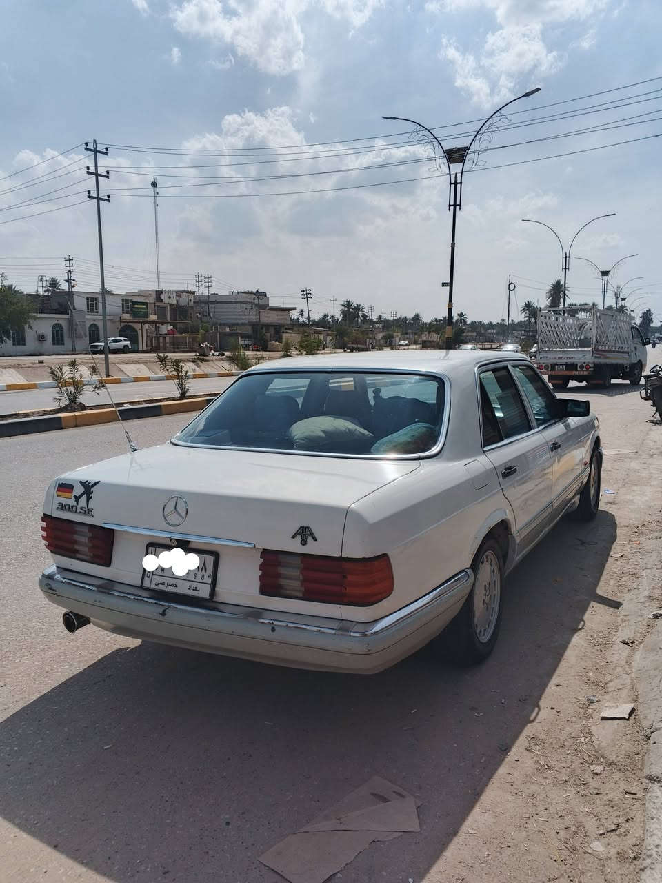 سلام عليكم البيع مارسدس جانبو موديل 84 تفاصيل الباقيه الاتصال عل رقم ***********
