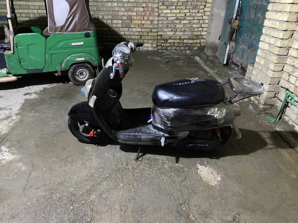 سلام عليكم للبيع دراجه بوليس مكينه مفتوحه بس ناعمه شلعه معدل إذا بيها دخانه تبخير تاخذها بلاش تخبل داخل املح كلها شغاله اشاير لايتات بريكات دواسات هورن سلف هندر دبلات دراجه بيها نقص ستان تعليك الكفر االامامي بي كسر شويه قبق بانزين سعر 450 مكاني بغداد رقمي ***********
