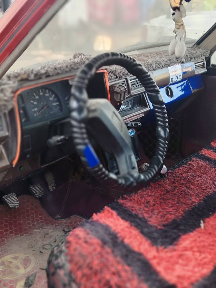 سلام عليكم بيكم تيوتة لبيع موديل 85 علا وضع شركة ما بيهة صبغ كلهة بلدية  رقم ديالى تحويل ثاني يوم مكاني بغداد جسر ديالى جديد لاستفسار ***********
