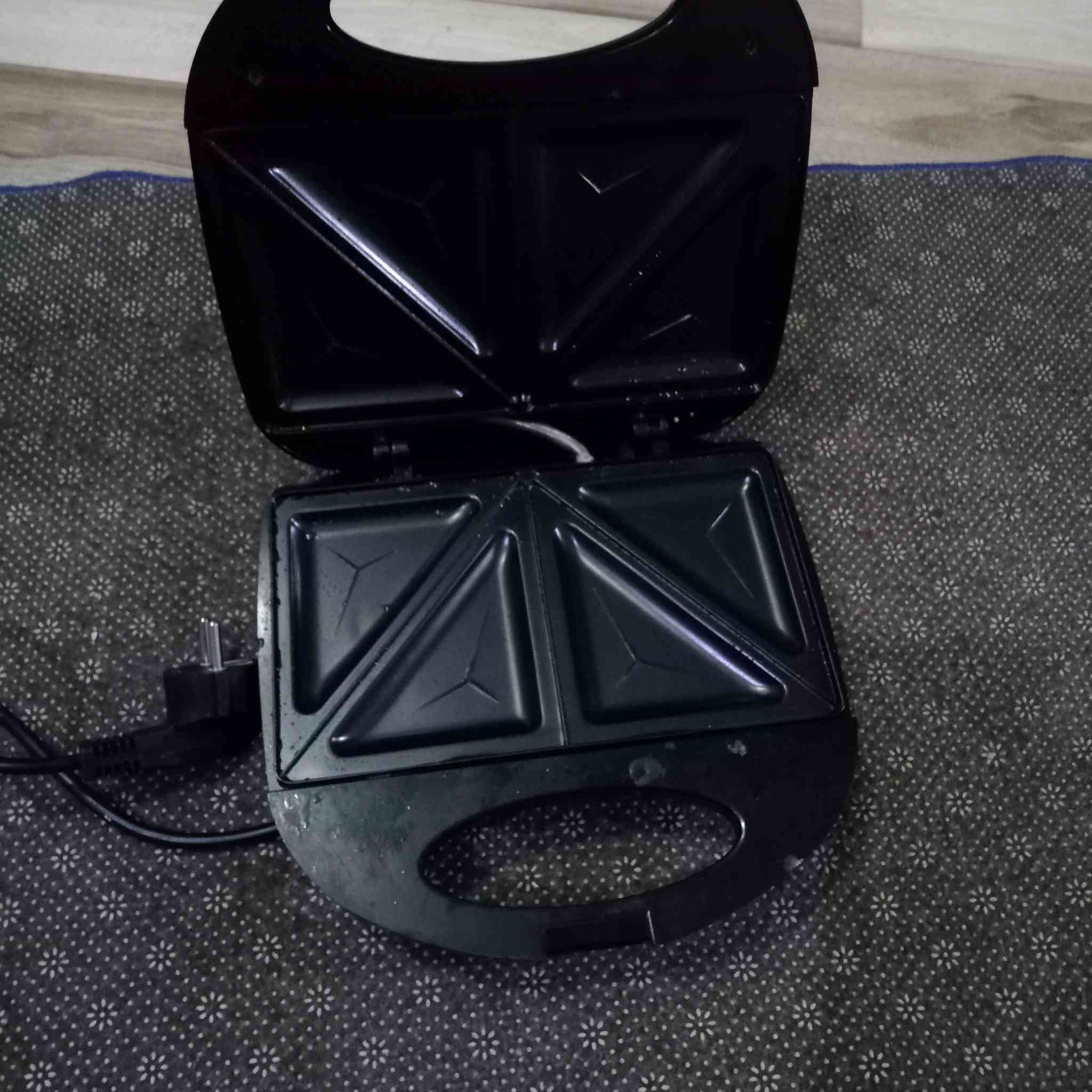 كابسة سمبوسه السعر 15 وبيهه مجال قليل


**إذا كنت صاحب هذا الإعلان وتريد حذفه لأي سبب، رجاءا أرسل رسالة إلى الدعم الفني**