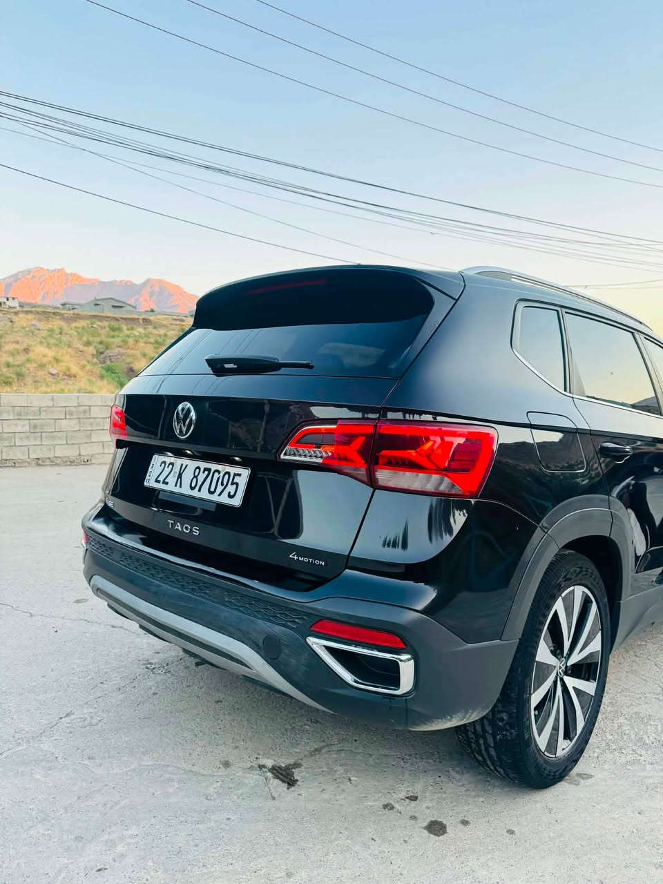 Volkswagen Taos 2022
42 مایل رۆشتووە
١٥ تۆربۆ
دوو پارچە و تەحدیل بێ داخیلی 
بەس سوکان سیستەمە 

مواسەفات:

* موتور: 1.5 لیتر TSI Turbo
* ژمارەی سیلەندەر: 4 سیلەندەر
* هێز: 158 hp
* دەبڵ ئەکسڵ
*٤ مۆدی لێخوڕینی هەیە
* ویل ١٨ی ئینج ئەلۆی 
* کوشن گەرم
* هیتد میرۆرس (ئاوێنە هیتەر)
* نۆزل هیتەر 
* کوشن شامۆ
* کروس کۆنترۆڵ
* وایەرلێس چارجەر (شەحن کەرەوەی بێ وایەر)
* شەحنکەرەوەی تایپ سی
* ئەپڵ کار پلەی
* ئەندرۆید ئۆتۆ
* شاشە ٨ ئینج (شاشە گەورە)
* دیجیتاڵ کۆکپیت
* * دژە خلیسک
* حەساسی قەرەباڵغی 
* لایت لید 
* شەغالە 
* ئاوێنە پرایڤسی (واتە بۆ فوللایت و شەو هیچ کاریگەری نییە) 
* تەبرید مەرکەزی
* برێک بەسمە
* ئۆتۆ هۆڵد (خۆی لە ترافیک لایت و ڕاوەستان ئەکوژێتەوە)
*بۆ زانیاری زیاتر پەیوەندی بکەن  بەم ژمارەی خوارەوە
*********** شومان, أربيل
