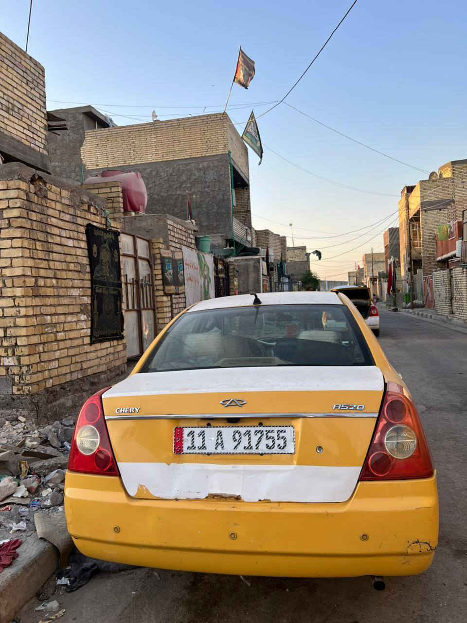 السلام عليكم شيري اي فايف موديل 11بلاديه مابيه صبغ عده طخه جوه قبق الصندوك وبيها بارد بسيط الجاملغ الايسر داخل جديد شاشه مكينه وكيرومكينه كورلا بيكاتشو 800 1 خير من الله تبريد ثلج صدر جديد وتخم تاير جديد باتري جديد رقم بغداد الدولي بأسمنه سنويه لل٢٩ ومصفره هيئه وغرامات مكان السياره بغداد الشعب قرب السيطره القديمه هاذا رقمي *********** ابو مصطفى واني بالخدمه
