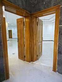أبواب نجارة • حسب الطلب • خشب سنديان
