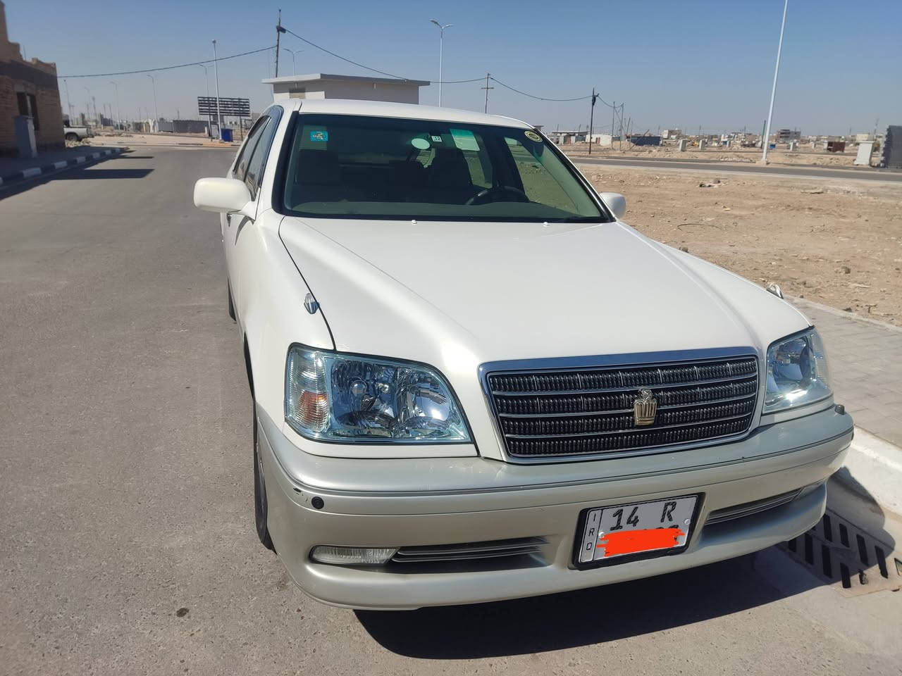 سلام عليكم ملكه موديل 2000 كفاله عامه سياره جديده ماشيه 77 تخم تاير تبريد حداديه سياره ما ناقصهه برقي سنويه لل 2031 السعر 110 علما أن السياره نقل*********** العنوان البصره القبله
