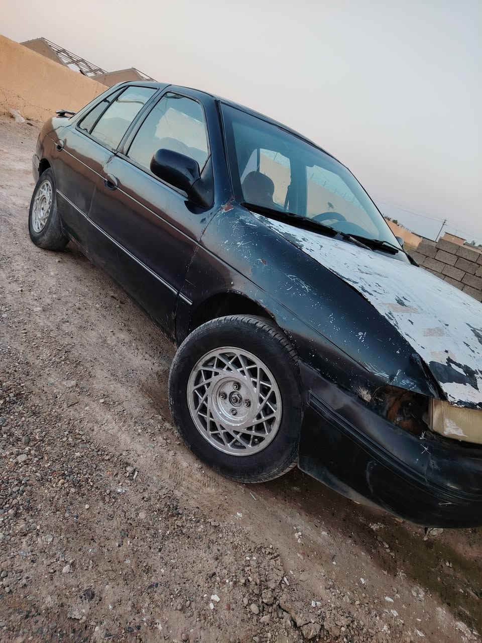 من رخصت الادمن اسلام عليكم كيه سيفيه موديل 1993 كير محرك حلو سياره حلوه مو نضافه فول وما ندل صاحبه رقم صلاح الدين رقم صاحب السياره (***********
